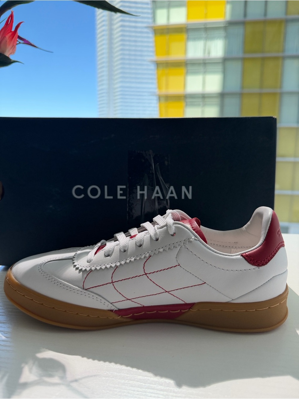 COLE HAAN Sneakers